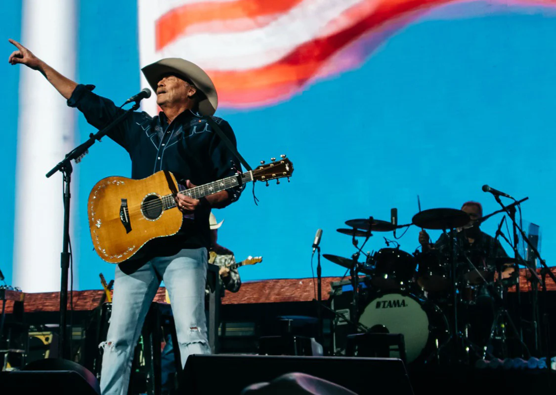 Win The Ultimate Alan Jackson Experience - Image 2