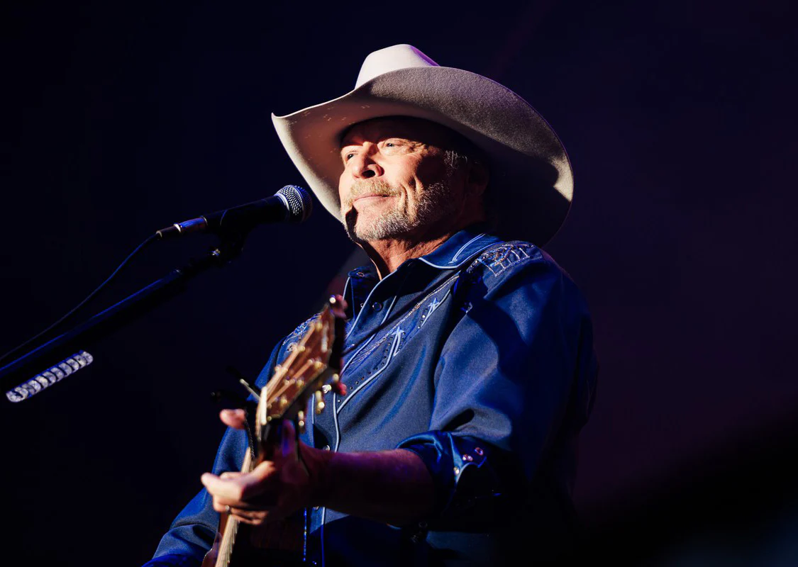Win The Ultimate Alan Jackson Experience - Image 3