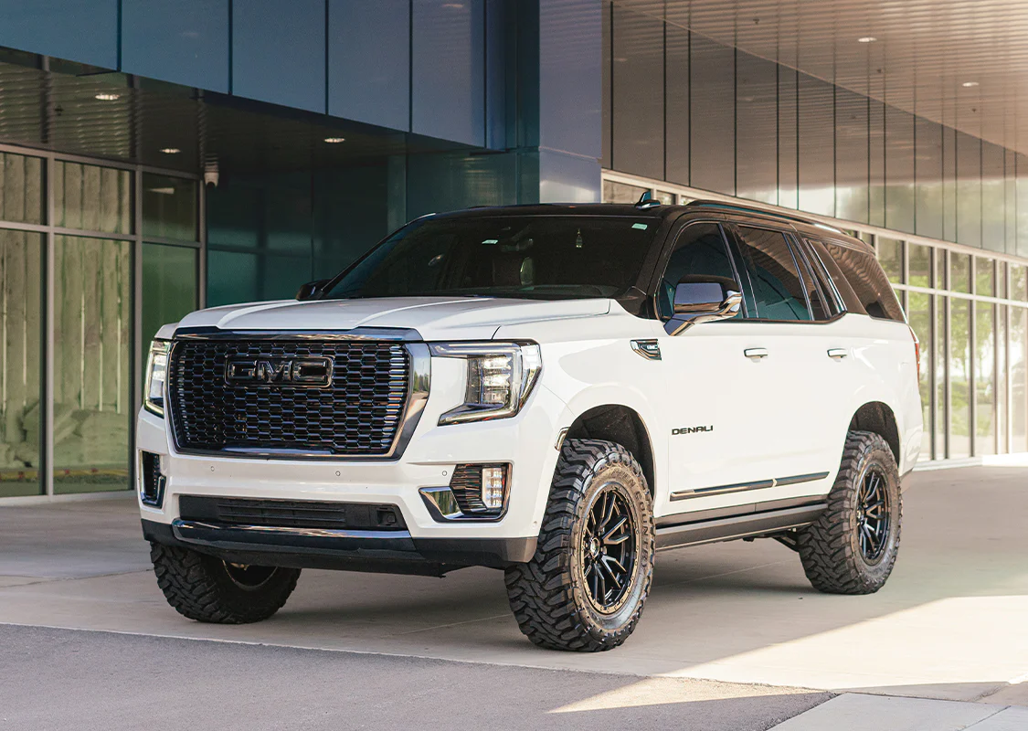 Win a 2023 GMC Yukon Denali Ultimate - Image 6