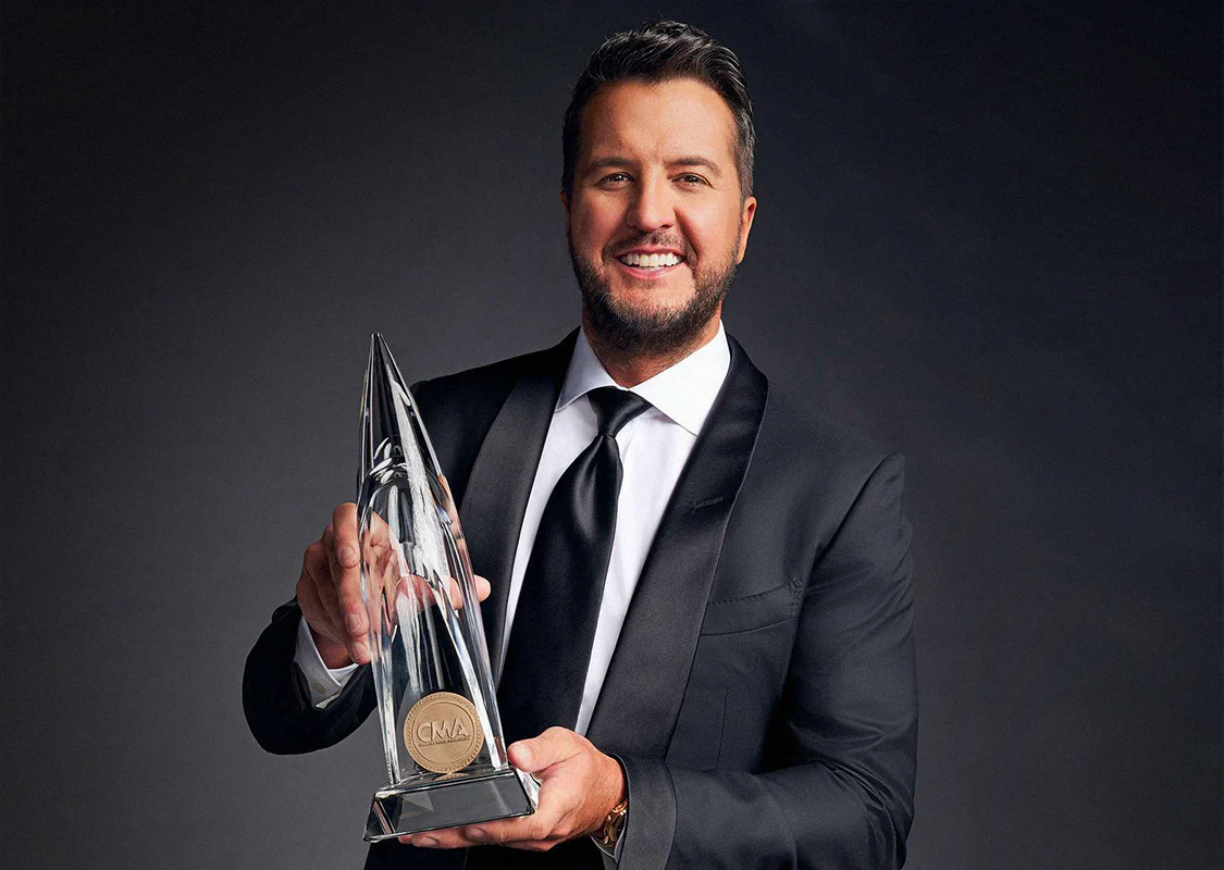Win a trip to the CMA Awards in Nashville - Image 2